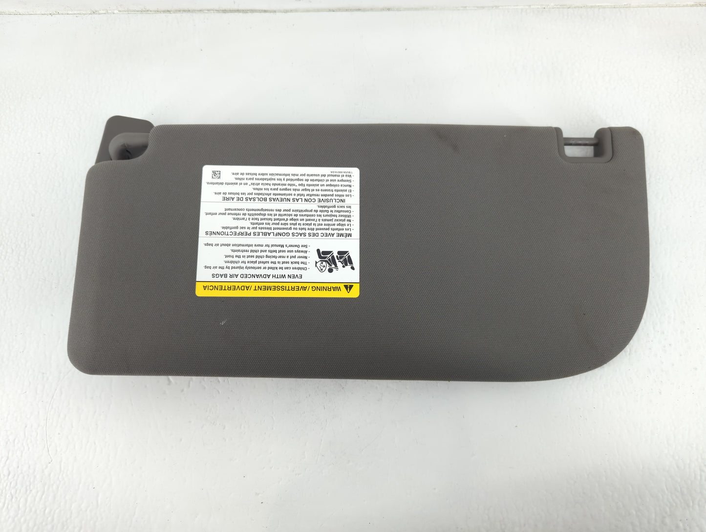 2018-2020 Ford F-150 Sun Visor Shade Replacement Passenger Right Mirror Fits Fits 2018 2019 2020 OEM Used Auto Parts - Oemusedautoparts1.com