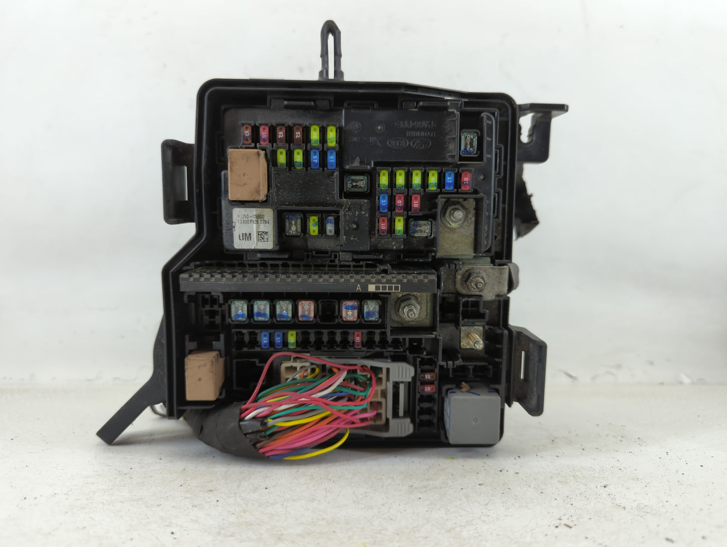 2016-2018 Kia Sorento Fusebox Fuse Box Panel Relay Module P/N:91 200C6731UA Fits Fits 2016 2017 2018 OEM Used Auto Parts - Oemusedautoparts1.com