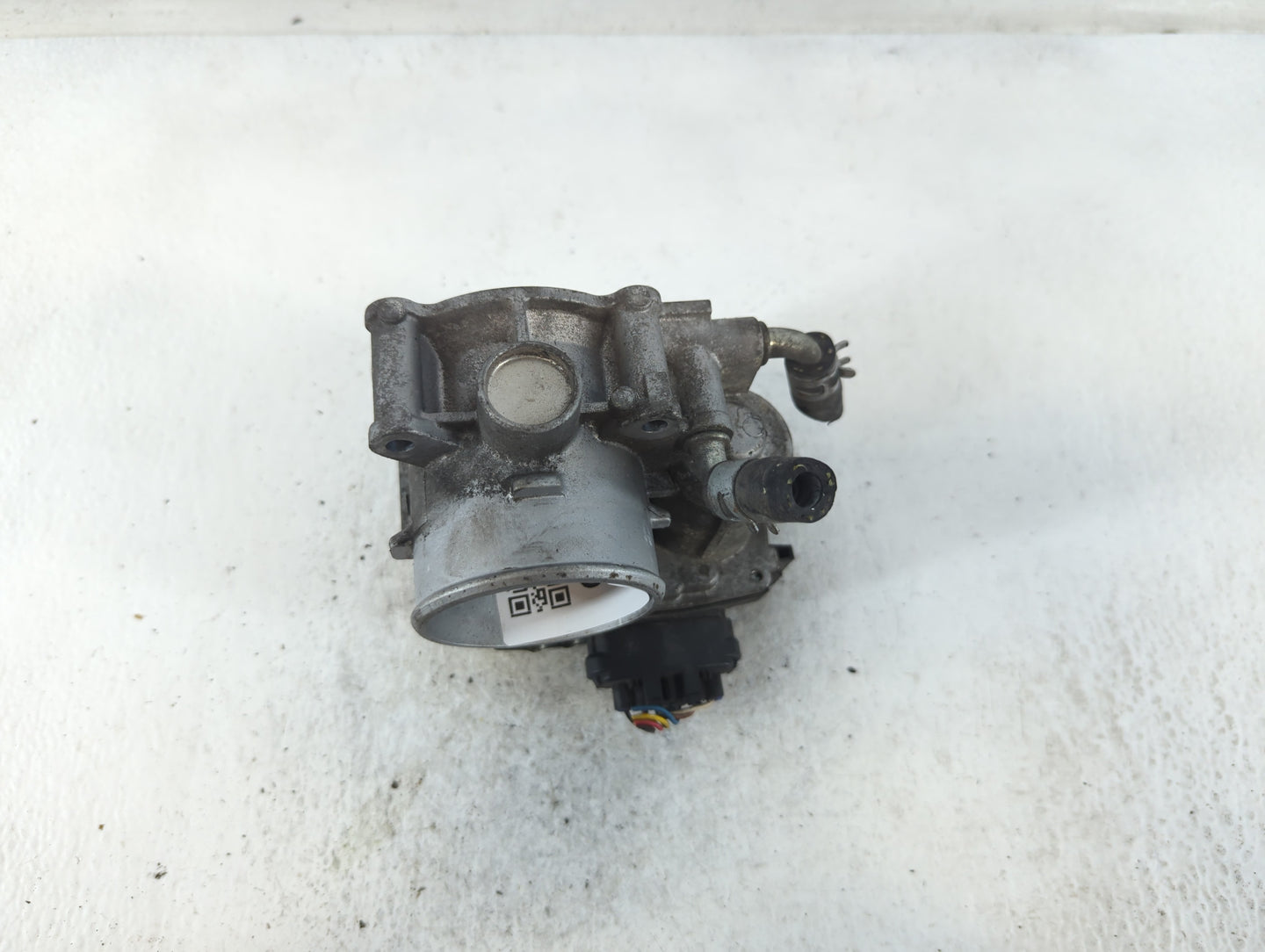 2013-2017 Mitsubishi Outlander Throttle Body P/N:57021 Fits Fits 2013 2014 2015 2016 2017 OEM Used Auto Parts - Oemusedautoparts1.com