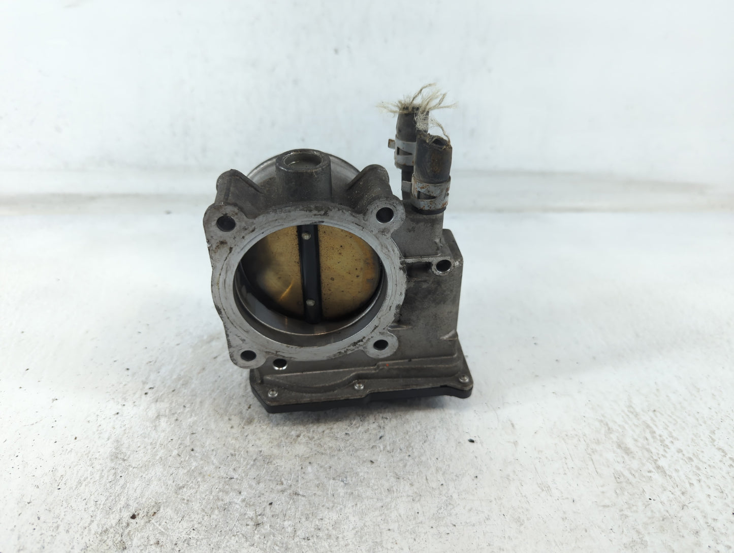2007-2017 Toyota Camry Throttle Body P/N:22030-0P050 Fits OEM Used Auto Parts - Oemusedautoparts1.com