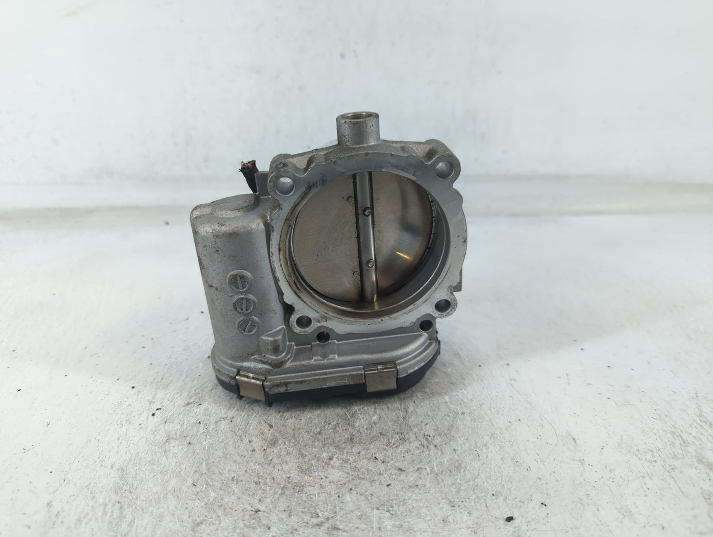 2011-2022 Chrysler 300 Throttle Body P/N:0 280 750 570 05184349AC Fits OEM Used Auto Parts - Oemusedautoparts1.com