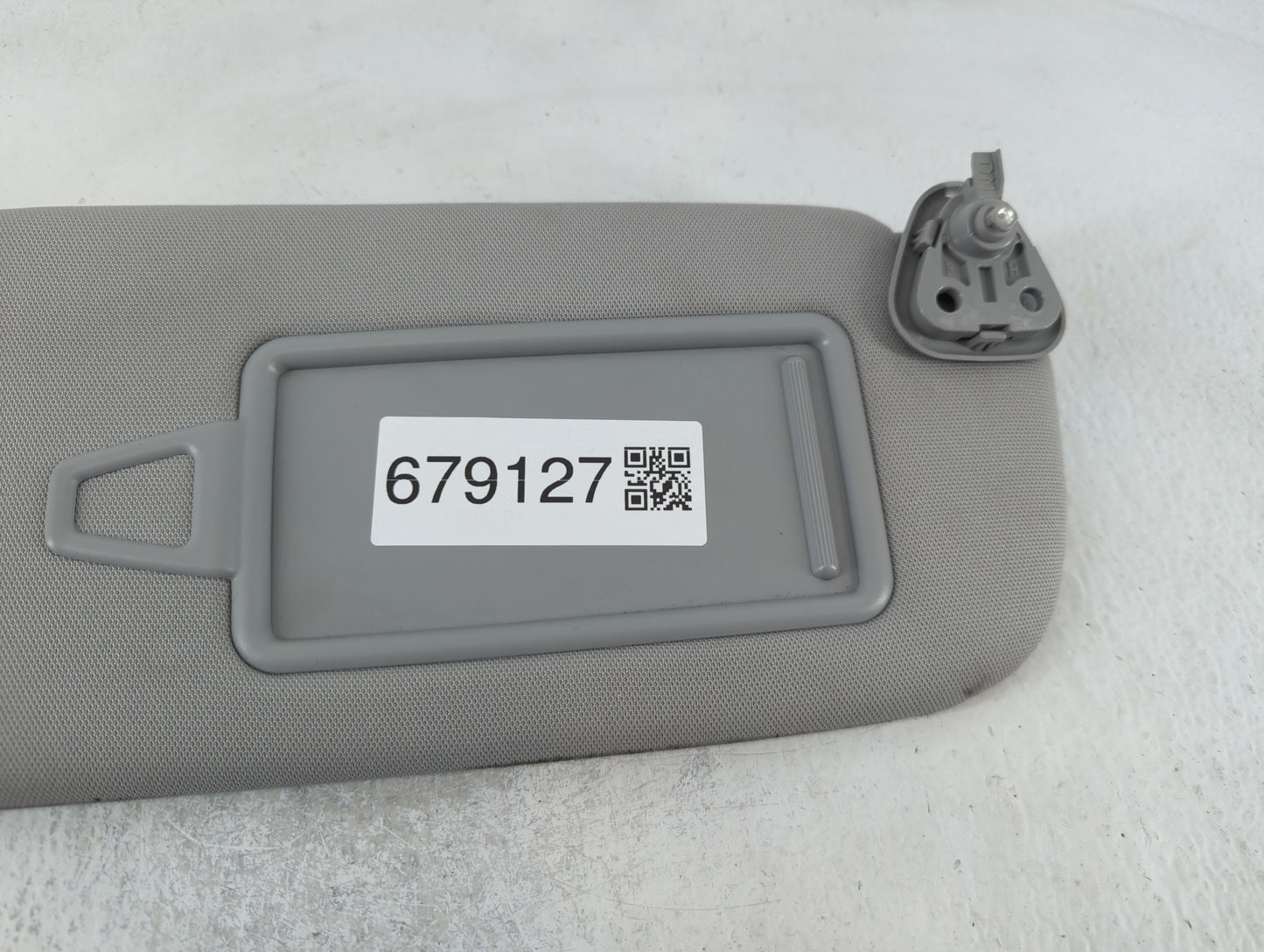 2013-2019 Hyundai Santa Fe Sun Visor Shade Replacement Passenger Right Mirror Fits Fits 2013 2014 2015 2016 2017 2018 2019 OEM Used Auto Parts - Oemusedautoparts1.com