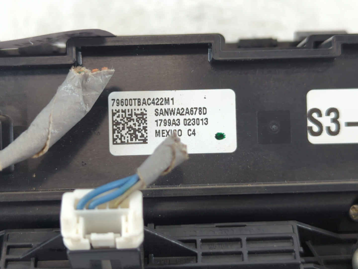 2016-2021 Honda Civic Climate Control Module Temperature AC/Heater Replacement P/N:1799a3 79600TBAC422M1 Fits OEM Used Auto Parts - Oemusedautoparts1.com