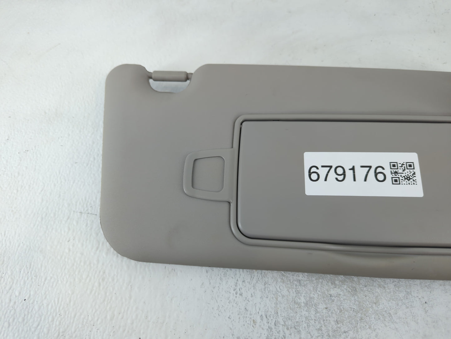 2007-2012 Kia Rondo Sun Visor Shade Replacement Passenger Right Mirror Fits Fits 2007 2008 2009 2010 2011 2012 OEM Used Auto Parts - Oemusedautoparts1.com