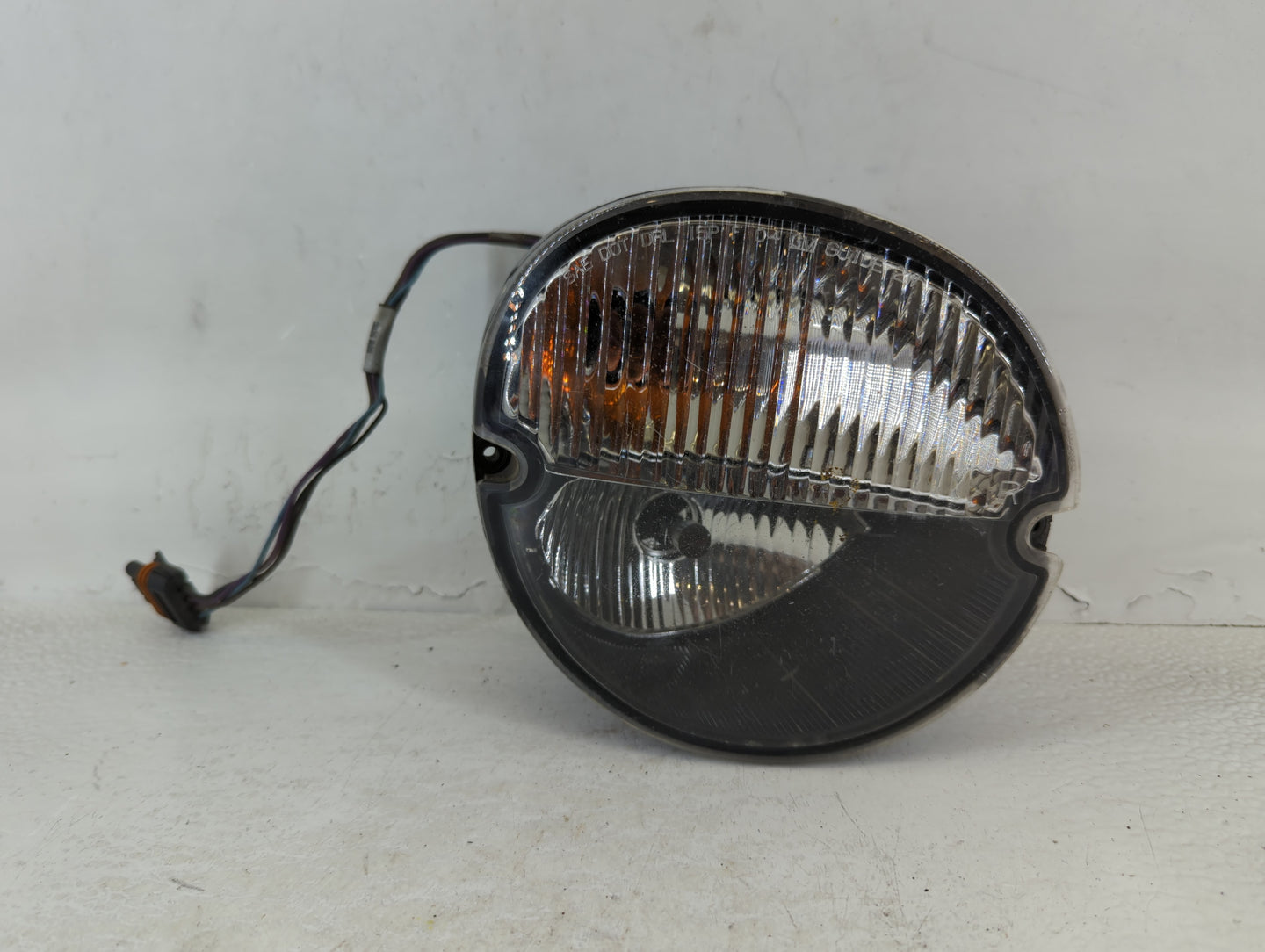 2004 Pontiac Grand Prix Passenger Right Oem Head Light Headlight Lamp - Oemusedautoparts1.com