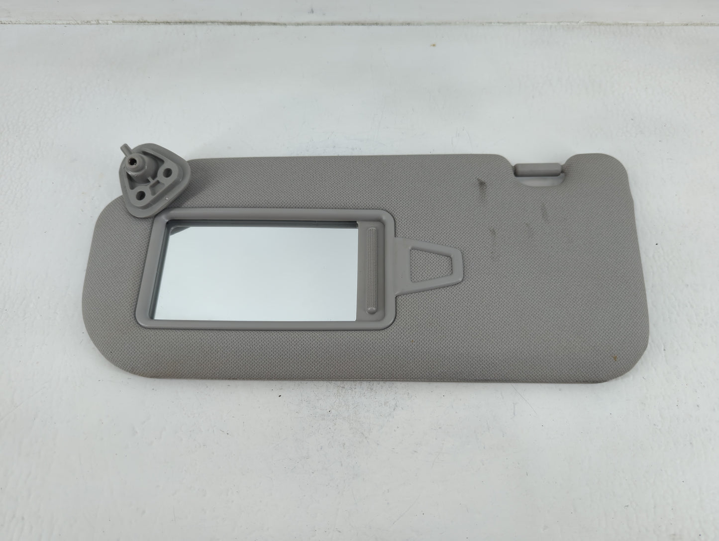 2010-2015 Hyundai Tucson Sun Visor Shade Replacement Driver Left Mirror Fits Fits 2010 2011 2012 2013 2014 2015 OEM Used Auto Parts - Oemusedautoparts1.com