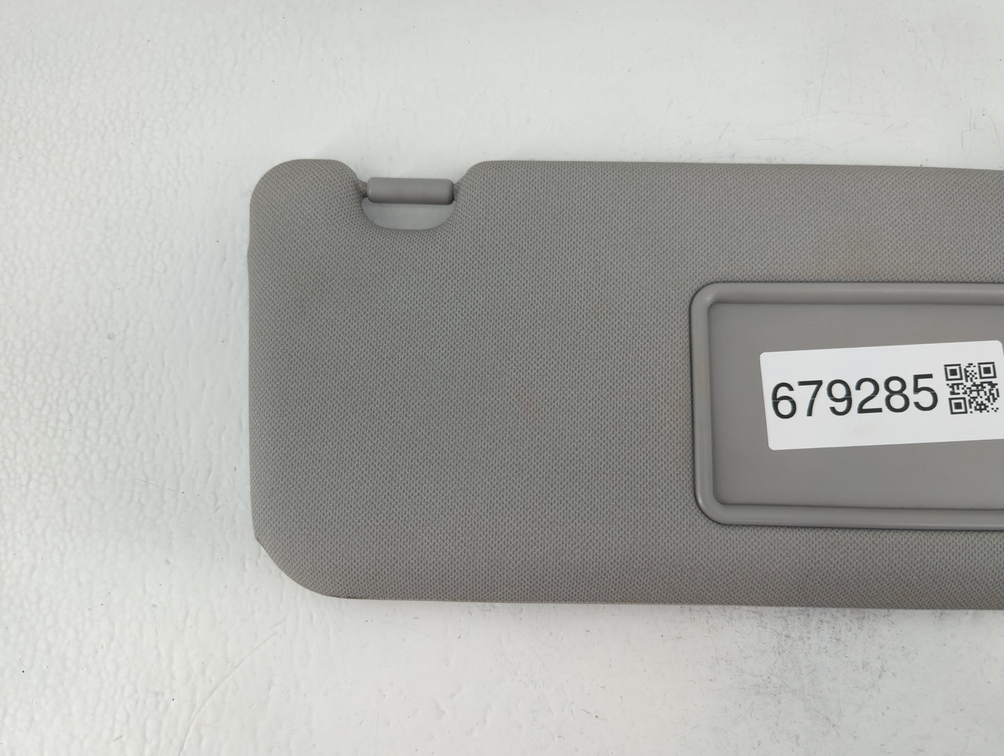 2010-2015 Hyundai Tucson Sun Visor Shade Replacement Passenger Right Mirror Fits Fits 2010 2011 2012 2013 2014 2015 OEM Used Auto Parts - Oemusedautoparts1.com