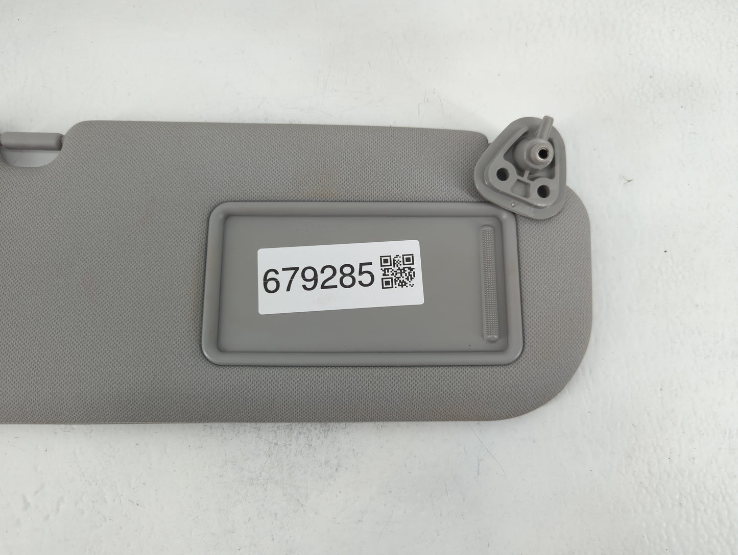 2010-2015 Hyundai Tucson Sun Visor Shade Replacement Passenger Right Mirror Fits Fits 2010 2011 2012 2013 2014 2015 OEM Used Auto Parts - Oemusedautoparts1.com