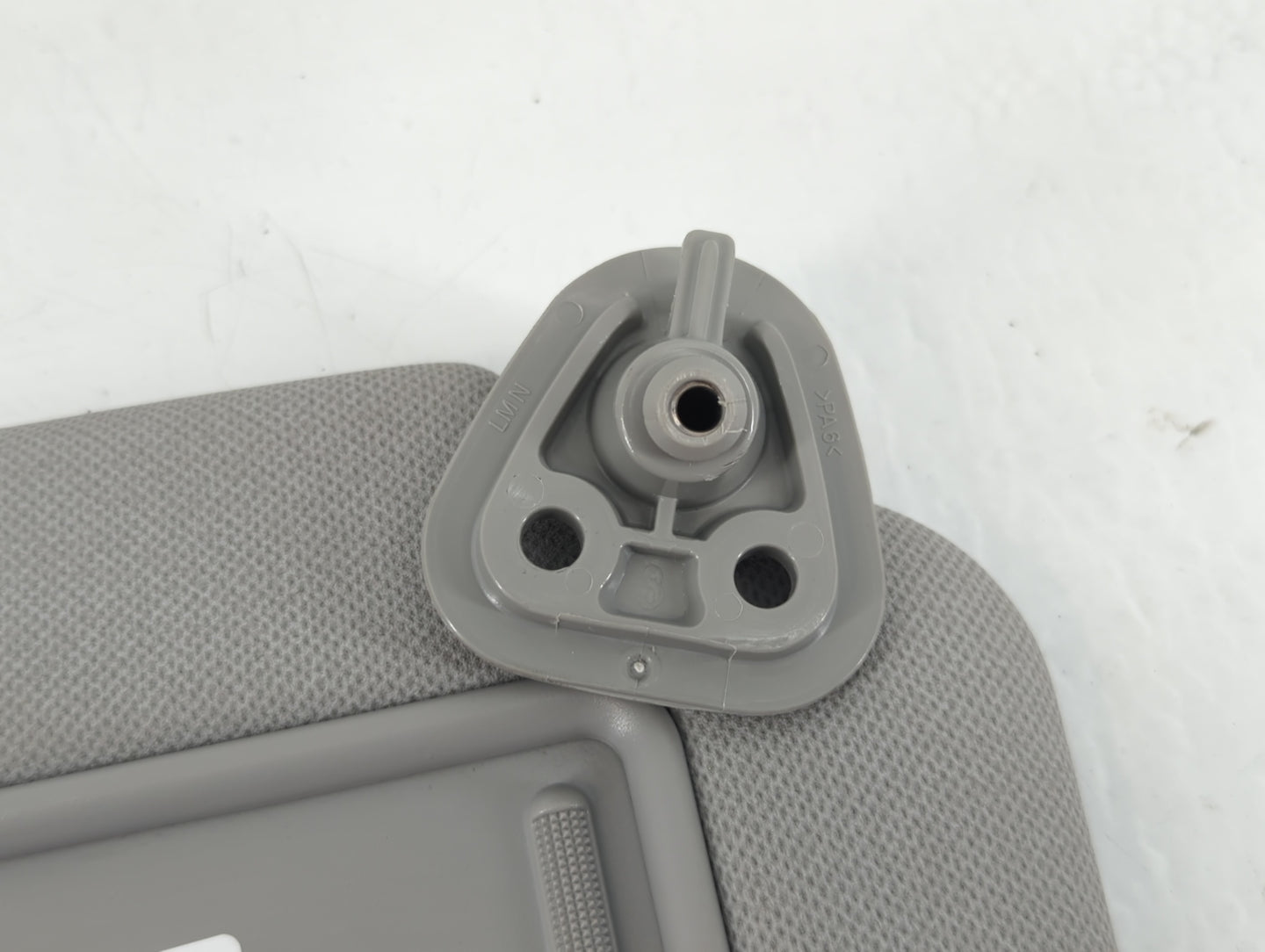 2010-2015 Hyundai Tucson Sun Visor Shade Replacement Passenger Right Mirror Fits Fits 2010 2011 2012 2013 2014 2015 OEM Used Auto Parts - Oemusedautoparts1.com