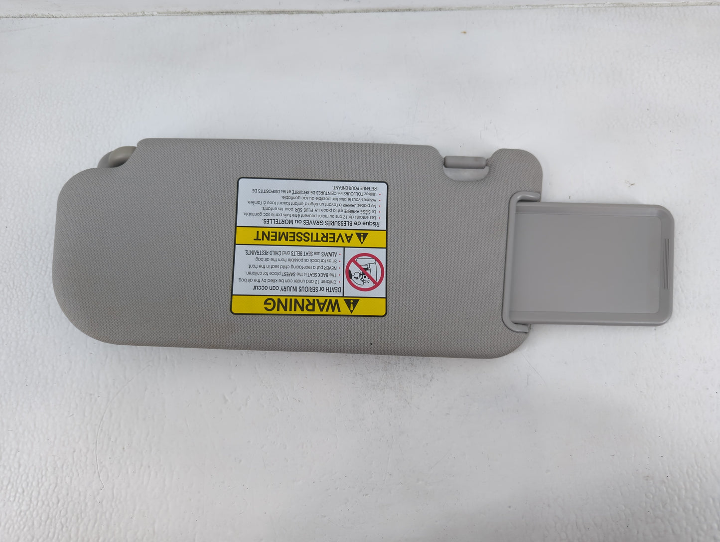 2010-2015 Hyundai Tucson Sun Visor Shade Replacement Passenger Right Mirror Fits Fits 2010 2011 2012 2013 2014 2015 OEM Used Auto Parts - Oemusedautoparts1.com