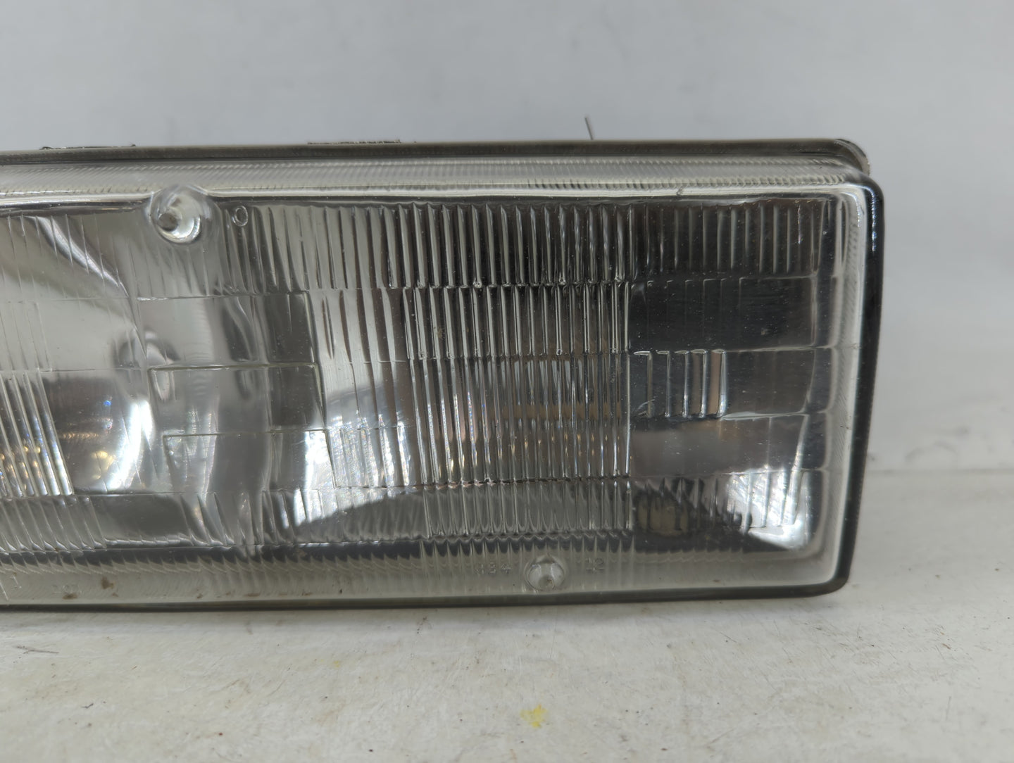 1997-2007 Ford E-350 Econoline Driver Left Oem Head Light Headlight Lamp - Oemusedautoparts1.com