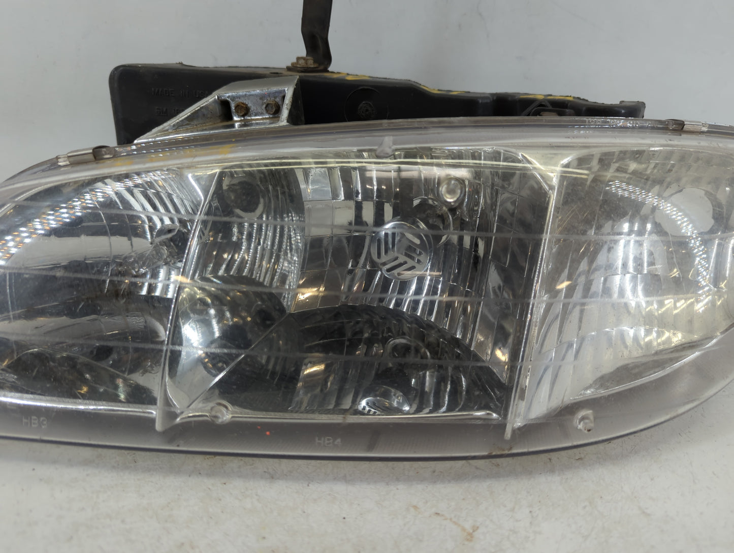 1996-1998 Pontiac Grand Am Driver Left Oem Head Light Headlight Lamp - Oemusedautoparts1.com