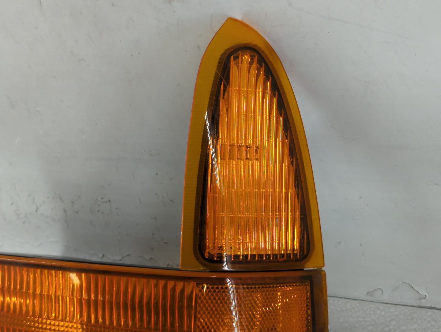1999-2007 Ford F-250 Super Duty Tail Light Assembly Driver Left OEM P/N:ASY XC C34 Fits OEM Used Auto Parts - Oemusedautoparts1.com