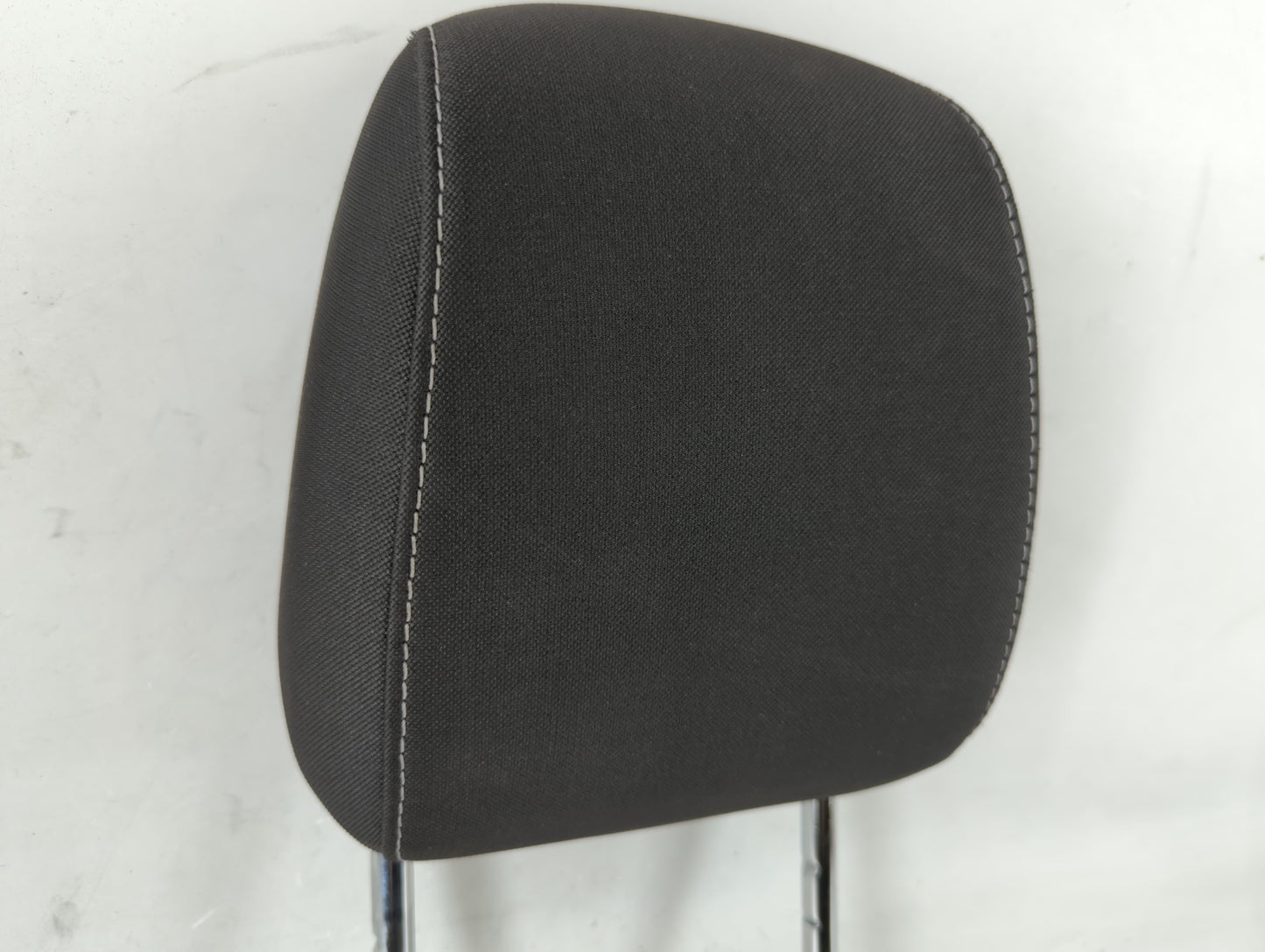 2019 Ford Escape Headrest Head Rest Front Driver Passenger Seat Fits OEM Used Auto Parts - Oemusedautoparts1.com