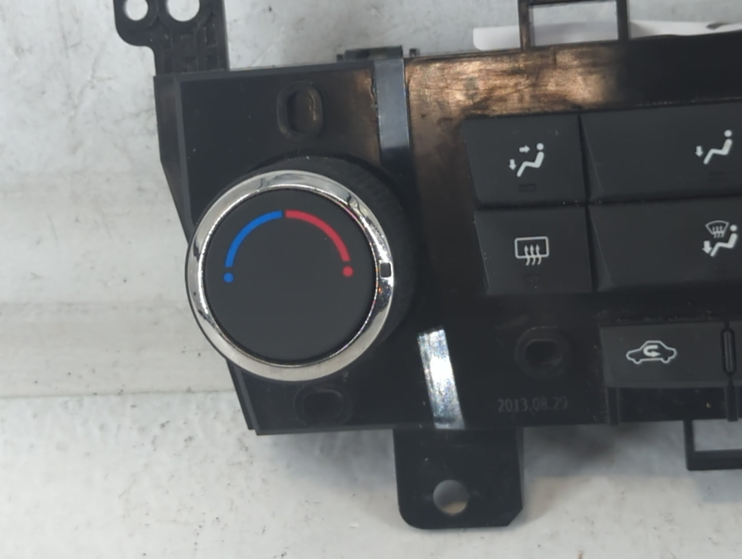 2013-2014 Chevrolet Orlando Climate Control Module Temperature AC/Heater Replacement P/N:6207 3862078 132470537 Fits OEM Used Auto Parts - Oemusedautoparts1.com