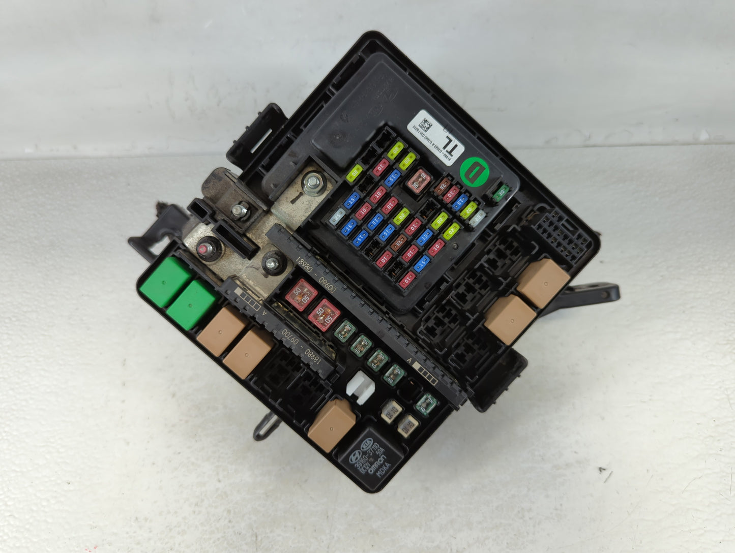 2016-2018 Hyundai Tucson Fusebox Fuse Box Panel Relay Module P/N:N91431-D3202 Fits Fits 2016 2017 2018 OEM Used Auto Parts - Oemusedautoparts1.com
