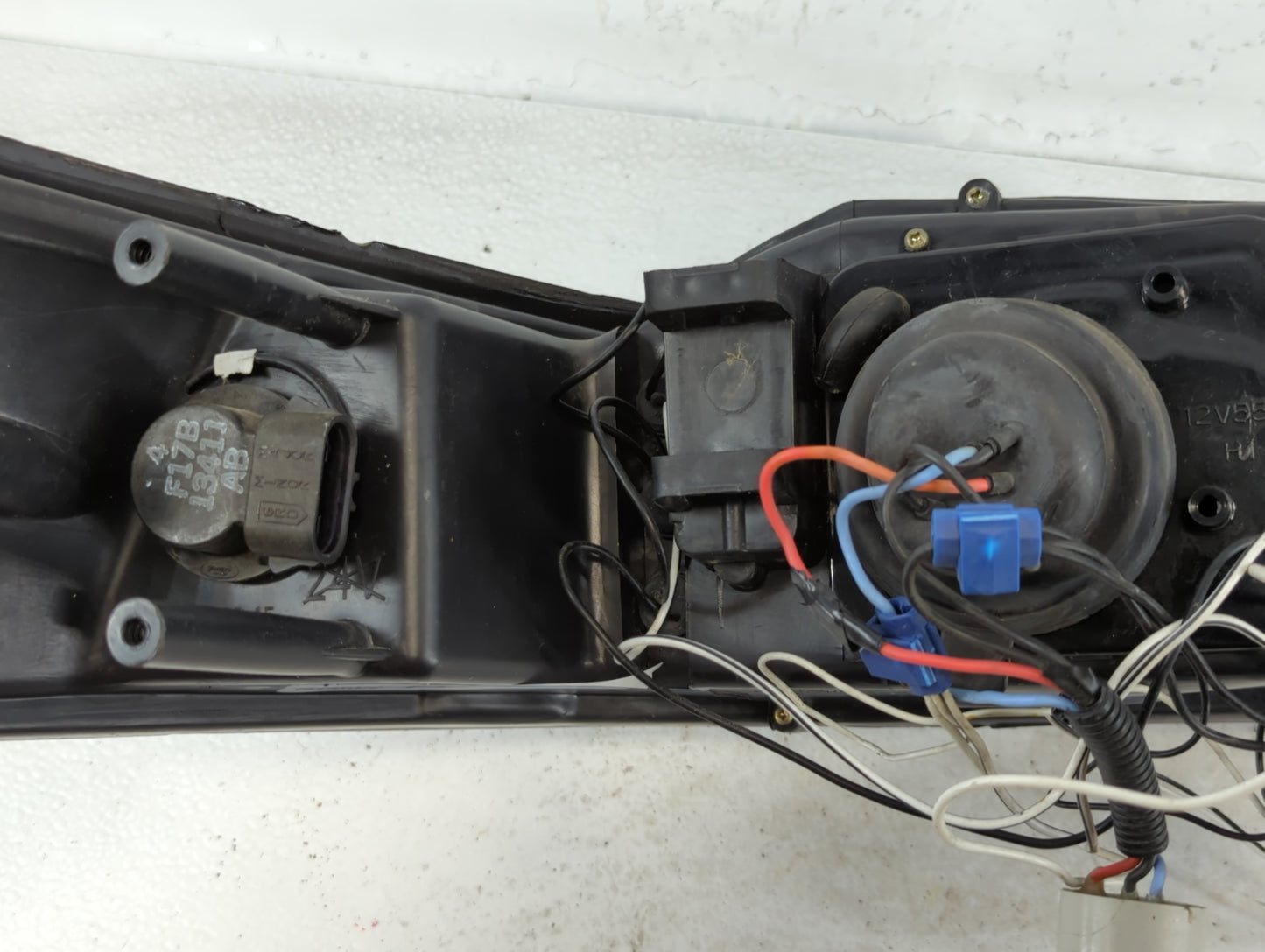 1999-2000 Ford Mustang Driver Left Oem Head Light Headlight Lamp - Oemusedautoparts1.com