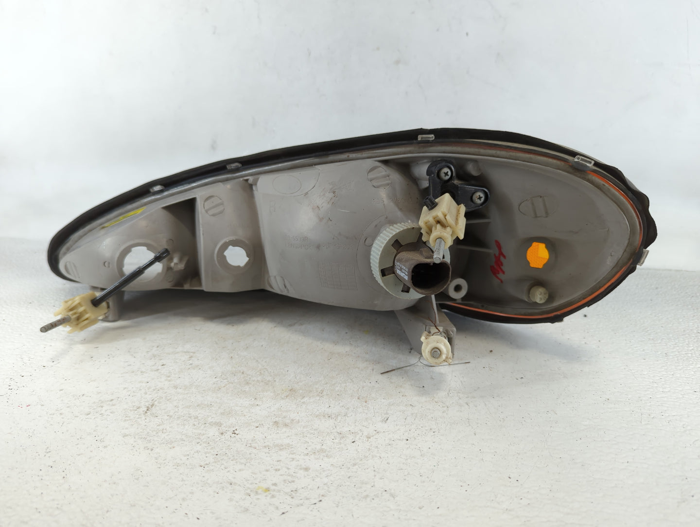 2000 Mercury Grand Marquis Passenger Right Oem Head Light Headlight Lamp - Oemusedautoparts1.com