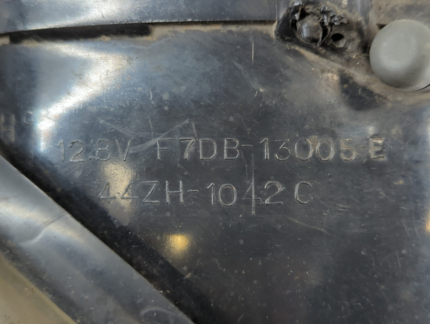 1999-1999 Ford Taurus Passenger Right Oem Head Light Headlight Lamp - Oemusedautoparts1.com