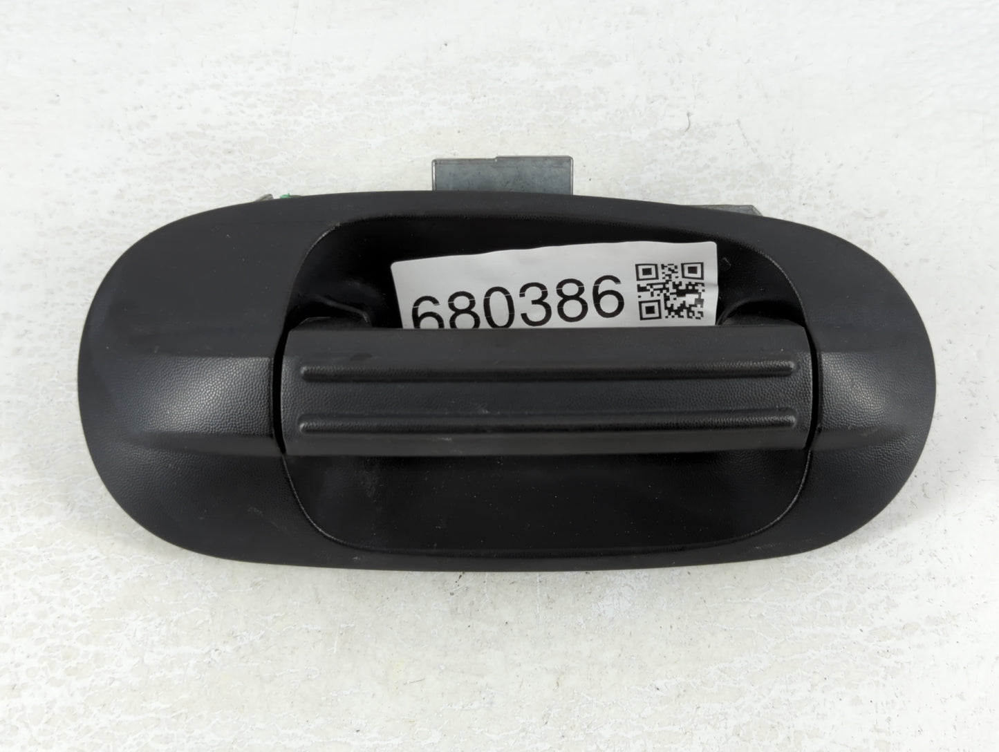2007 Ford Expedition Passenger Front Right Door Handle Exterior Assembly - Oemusedautoparts1.com