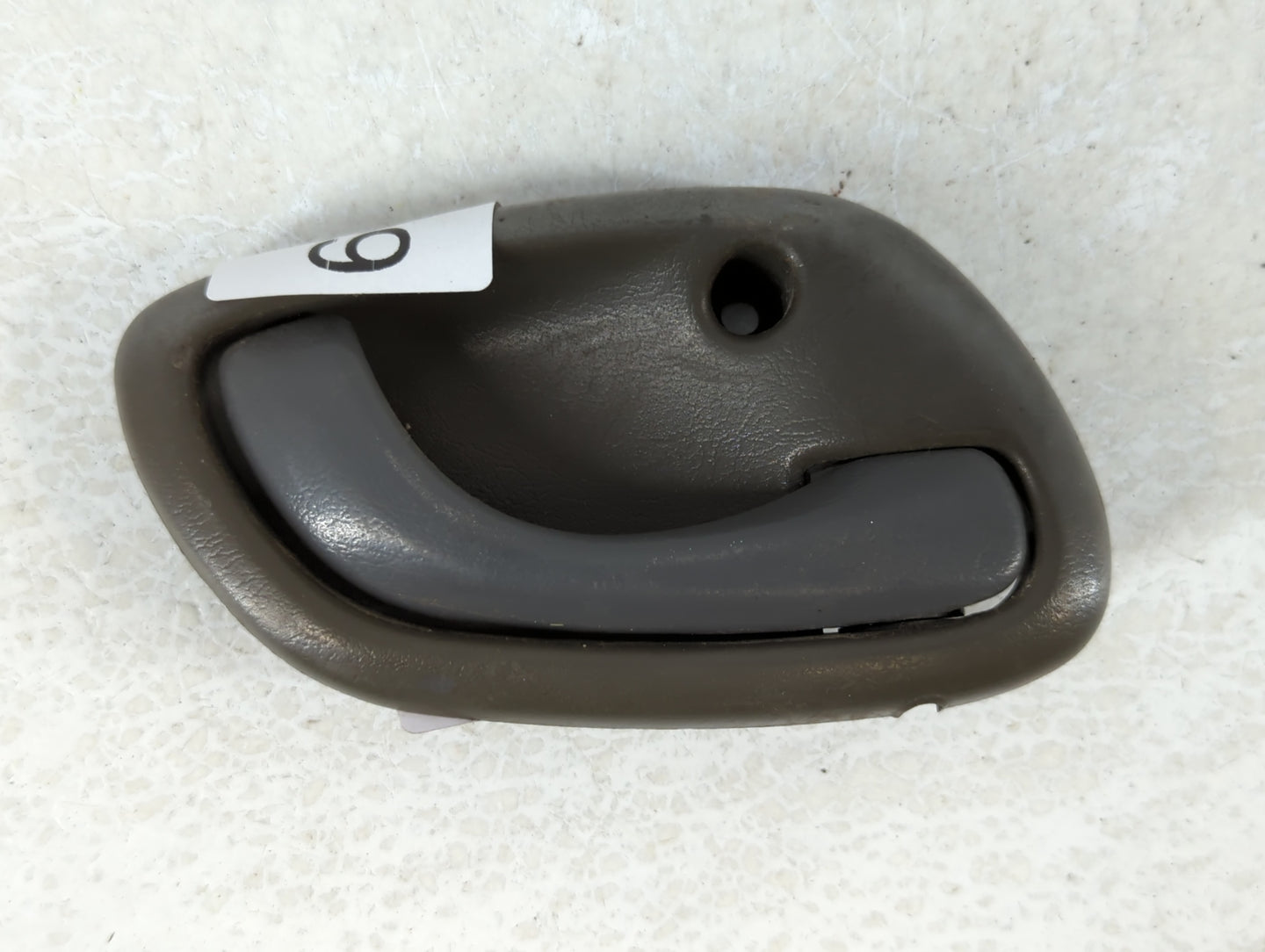 2000 Suzuki Vitara Passenger Front Right Door Handle Exterior Assembly - Oemusedautoparts1.com
