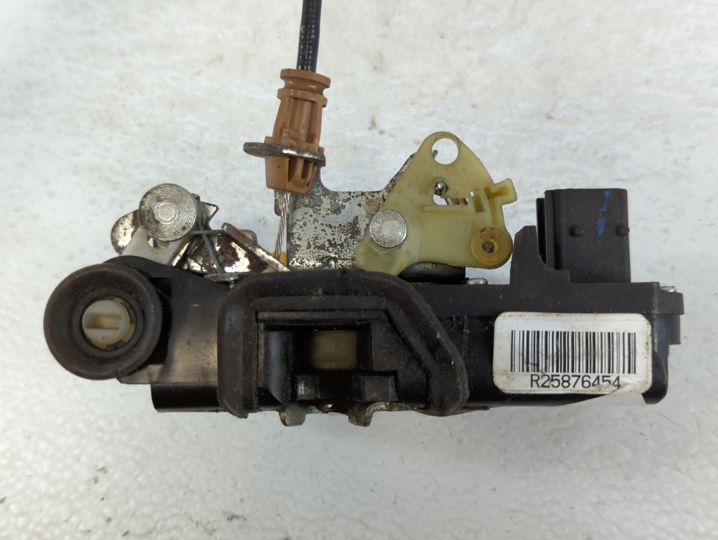 2008 Buick Lucerne Front Right Passenger Lock Actuator - Oemusedautoparts1.com