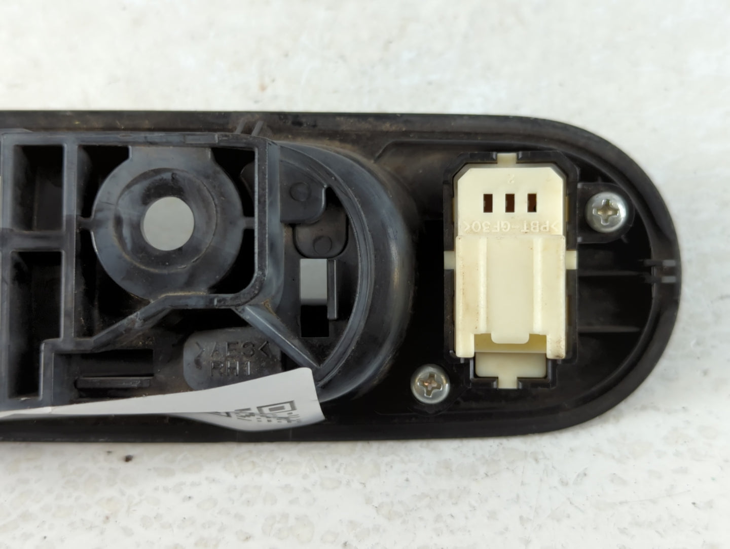 2007-2012 Mazda Cx-7 Passenger Front Right Door Handle Exterior Assembly - Oemusedautoparts1.com