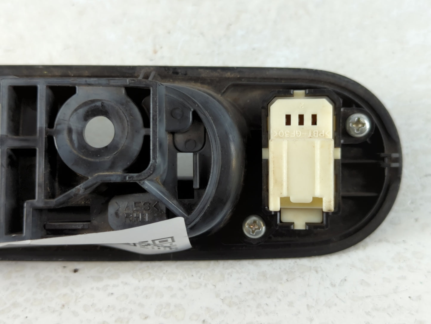 2007-2012 Mazda Cx-7 Passenger Front Right Door Handle Exterior Assembly - Oemusedautoparts1.com