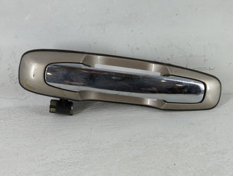 compare product 2004-2004 Suzuki Vitara Driver Front Left Door Handle Exterior Assembly