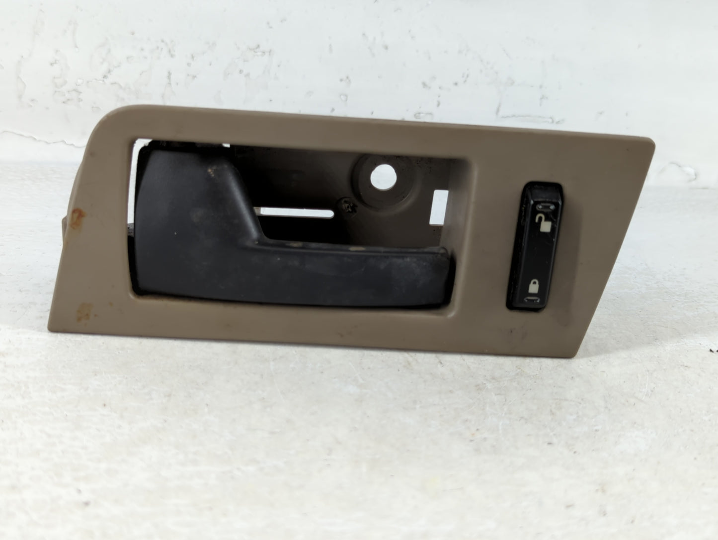 2008-2011 Ford Focus Driver Front Left Door Handle Exterior Assembly Tan - Oemusedautoparts1.com