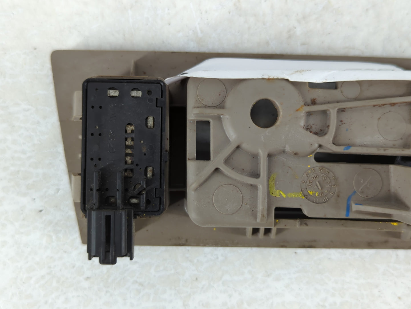 2008-2011 Ford Focus Driver Front Left Door Handle Exterior Assembly Tan - Oemusedautoparts1.com