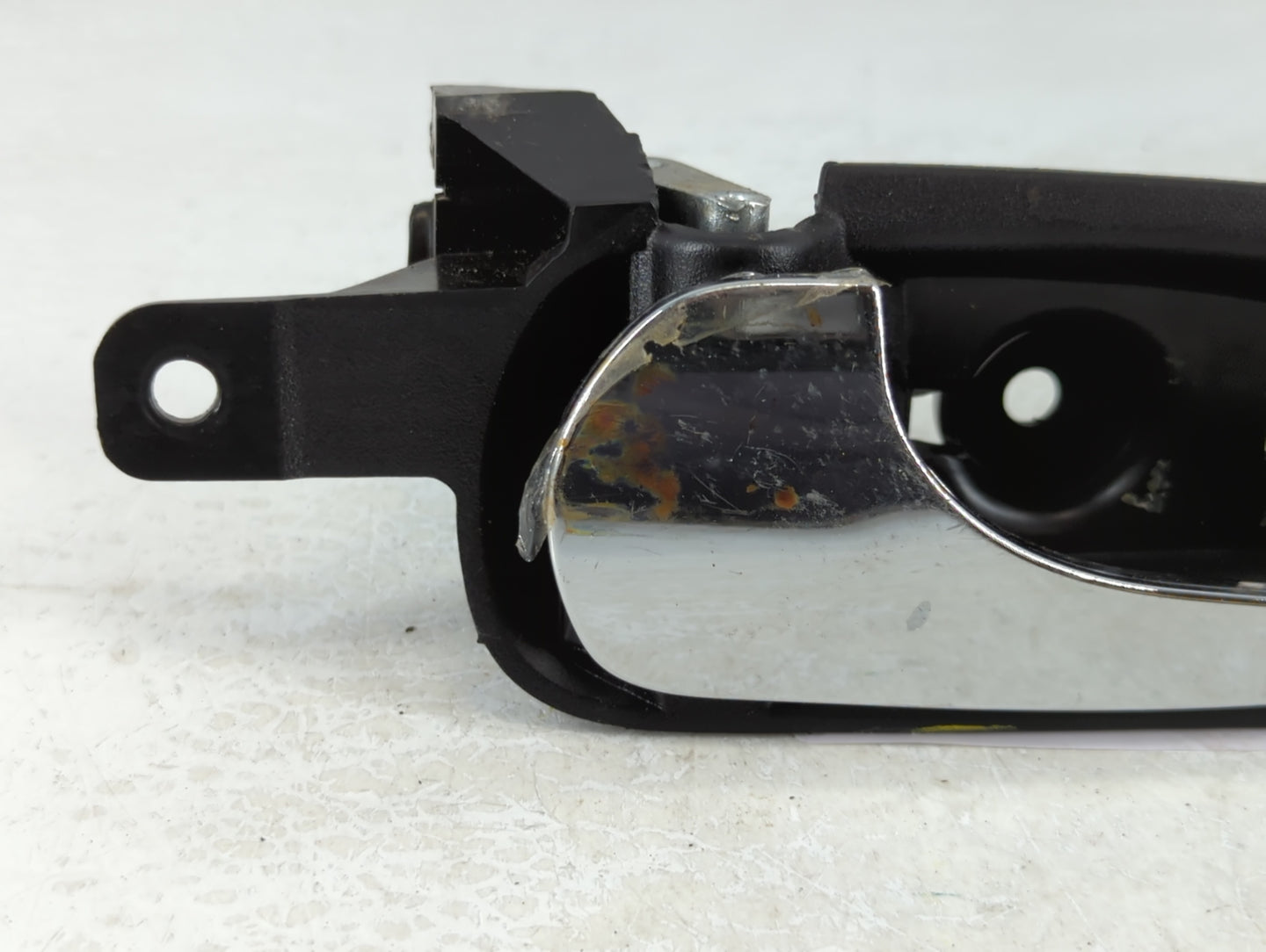 2006-2011 Buick Lucerne Driver Rear Left Door Handle Exterior Assembly - Oemusedautoparts1.com