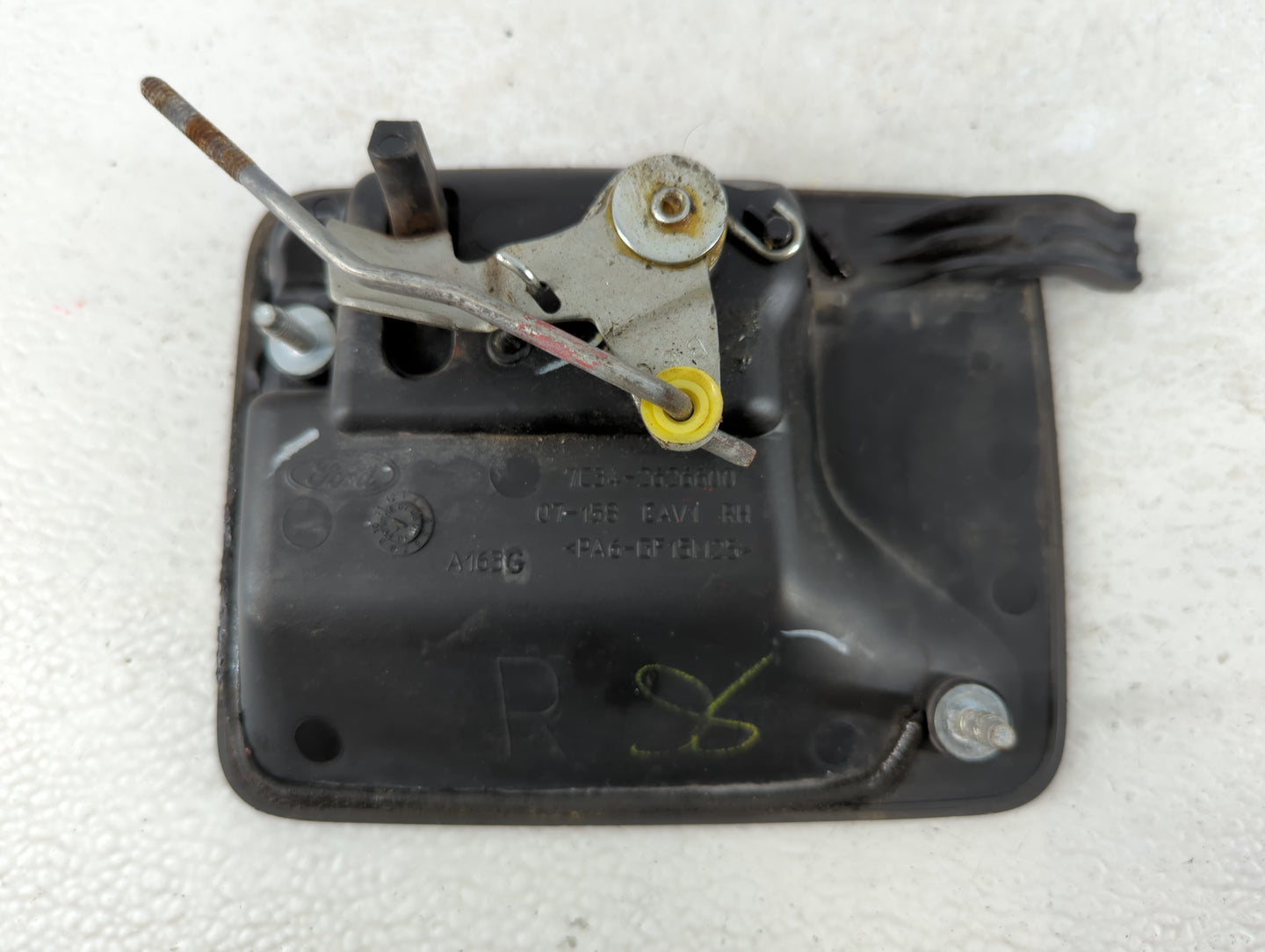 1999 F-250 Super Duty Passenger Front Right Door Handle Exterior Assembly - Oemusedautoparts1.com