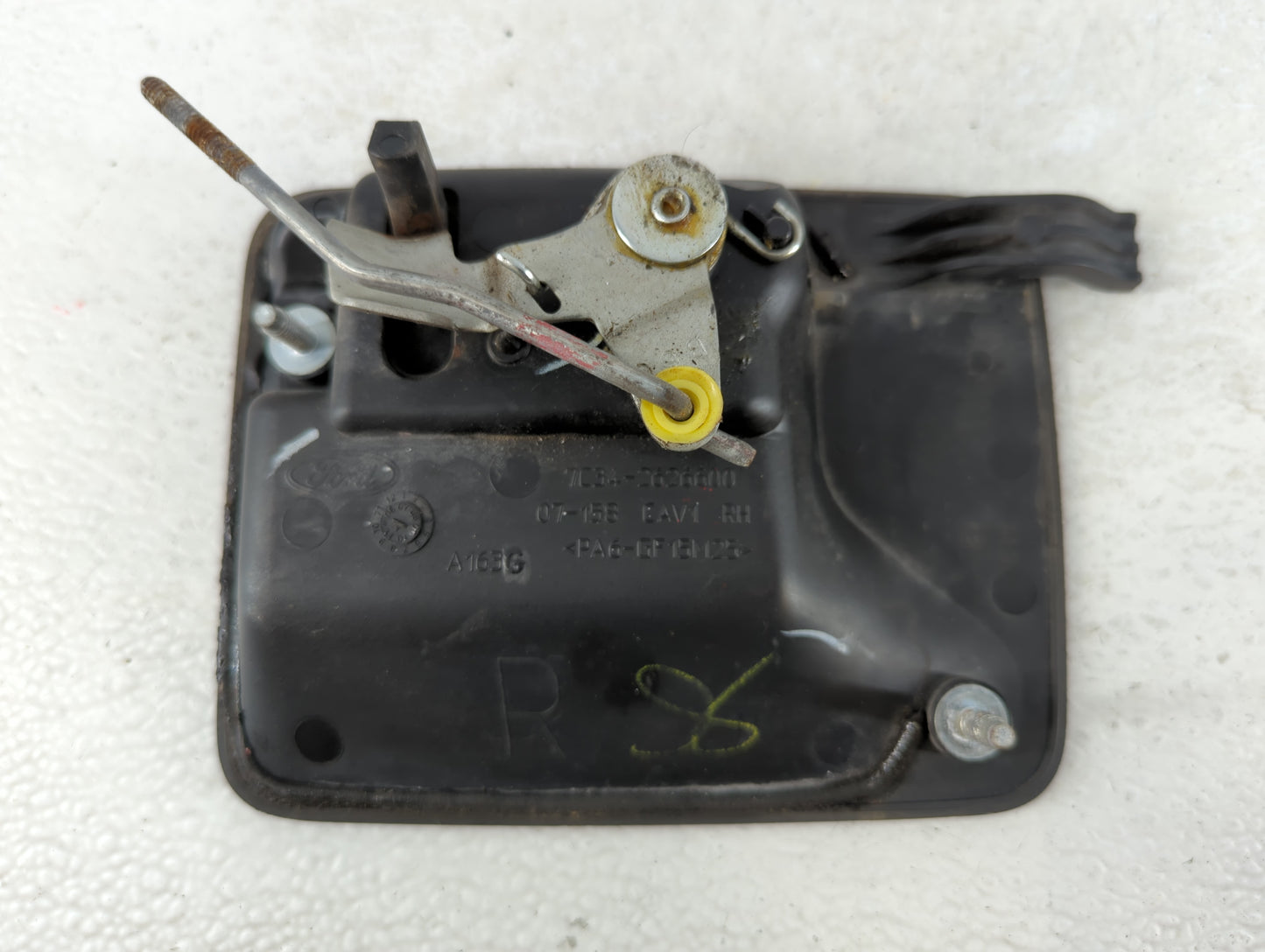 1999 F-250 Super Duty Passenger Front Right Door Handle Exterior Assembly - Oemusedautoparts1.com