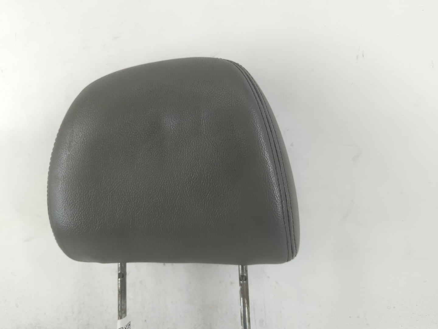 2005-2007 Ford Escape Headrest Head Rest Front Driver Passenger Seat Fits Fits 2005 2006 2007 OEM Used Auto Parts - Oemusedautoparts1.com