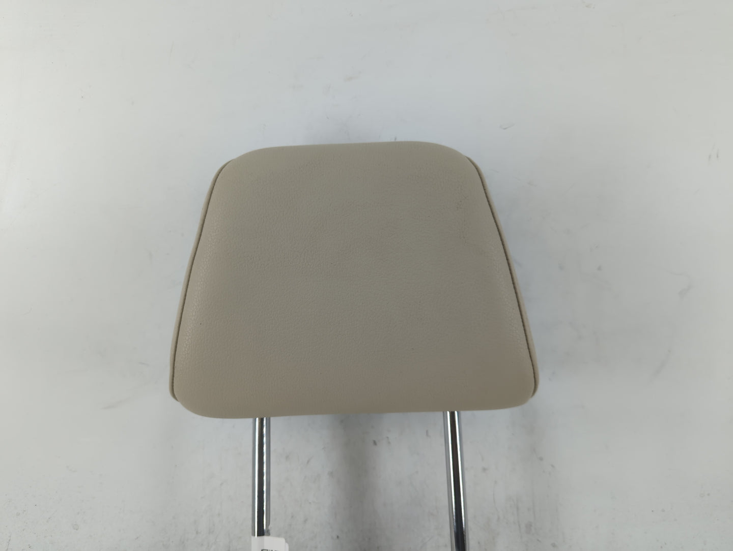 2018 Volkswagen Jetta Headrest Head Rest Front Driver Passenger Seat Fits OEM Used Auto Parts - Oemusedautoparts1.com