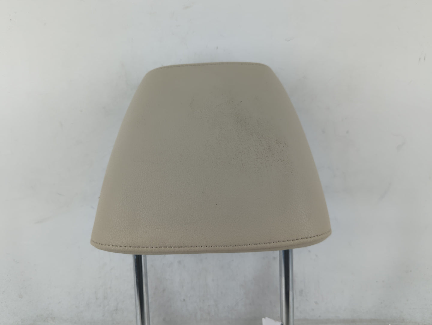 2018 Volkswagen Jetta Headrest Head Rest Front Driver Passenger Seat Fits OEM Used Auto Parts - Oemusedautoparts1.com