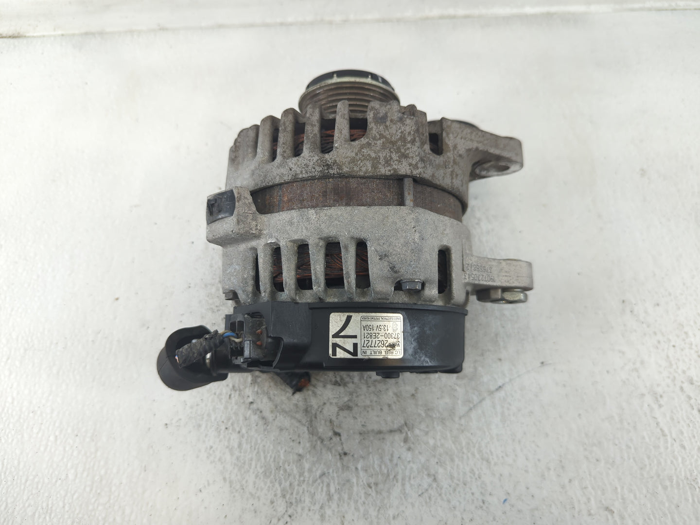 2020-2021 Kia Soul Alternator Replacement Generator Charging Assembly Engine OEM P/N:2627727 37300-2E821 Fits OEM Used Auto Parts - Oemusedautoparts1.com