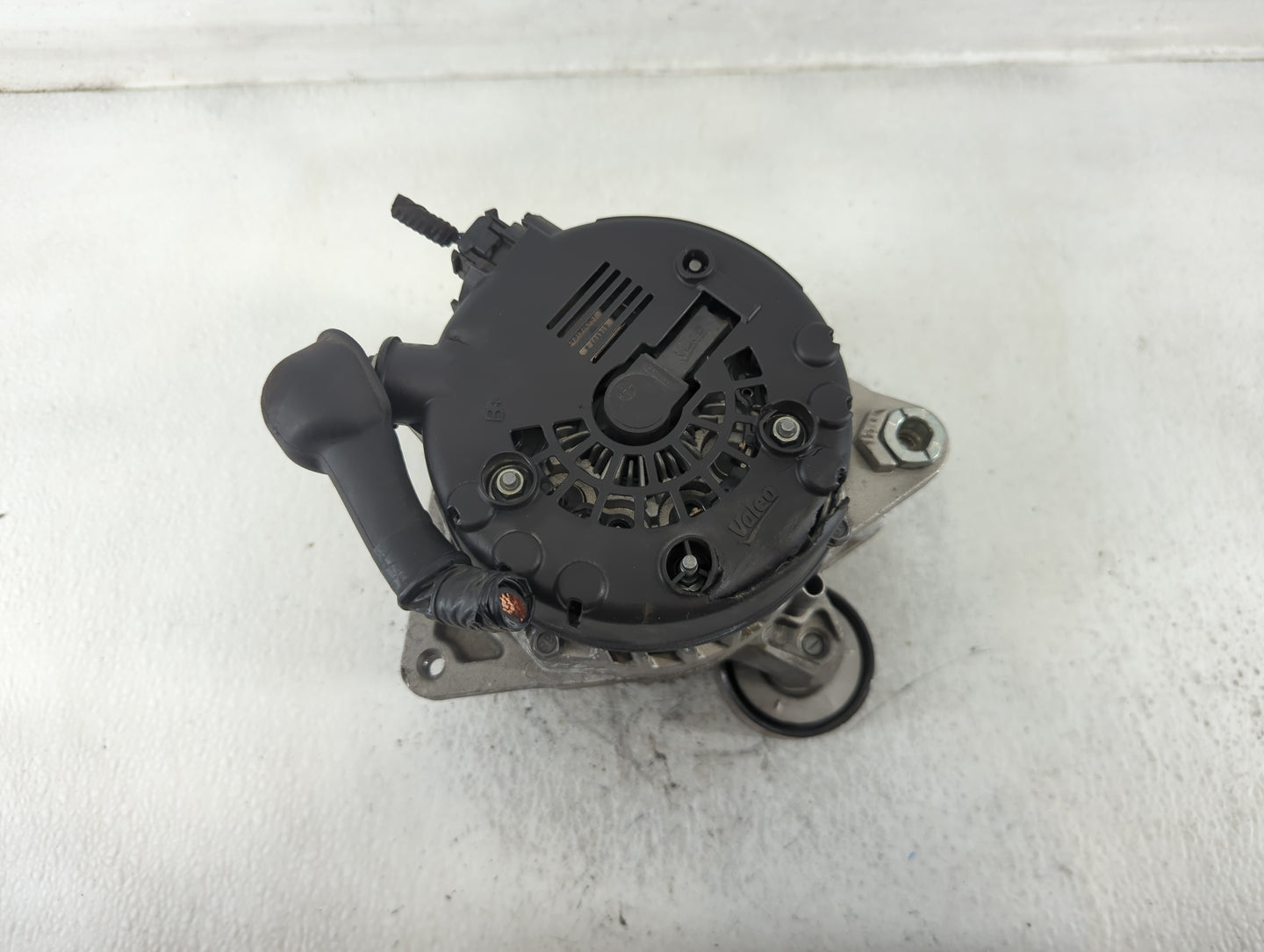 2020-2021 Kia Soul Alternator Replacement Generator Charging Assembly Engine OEM P/N:2627727 37300-2E821 Fits OEM Used Auto Parts - Oemusedautoparts1.com