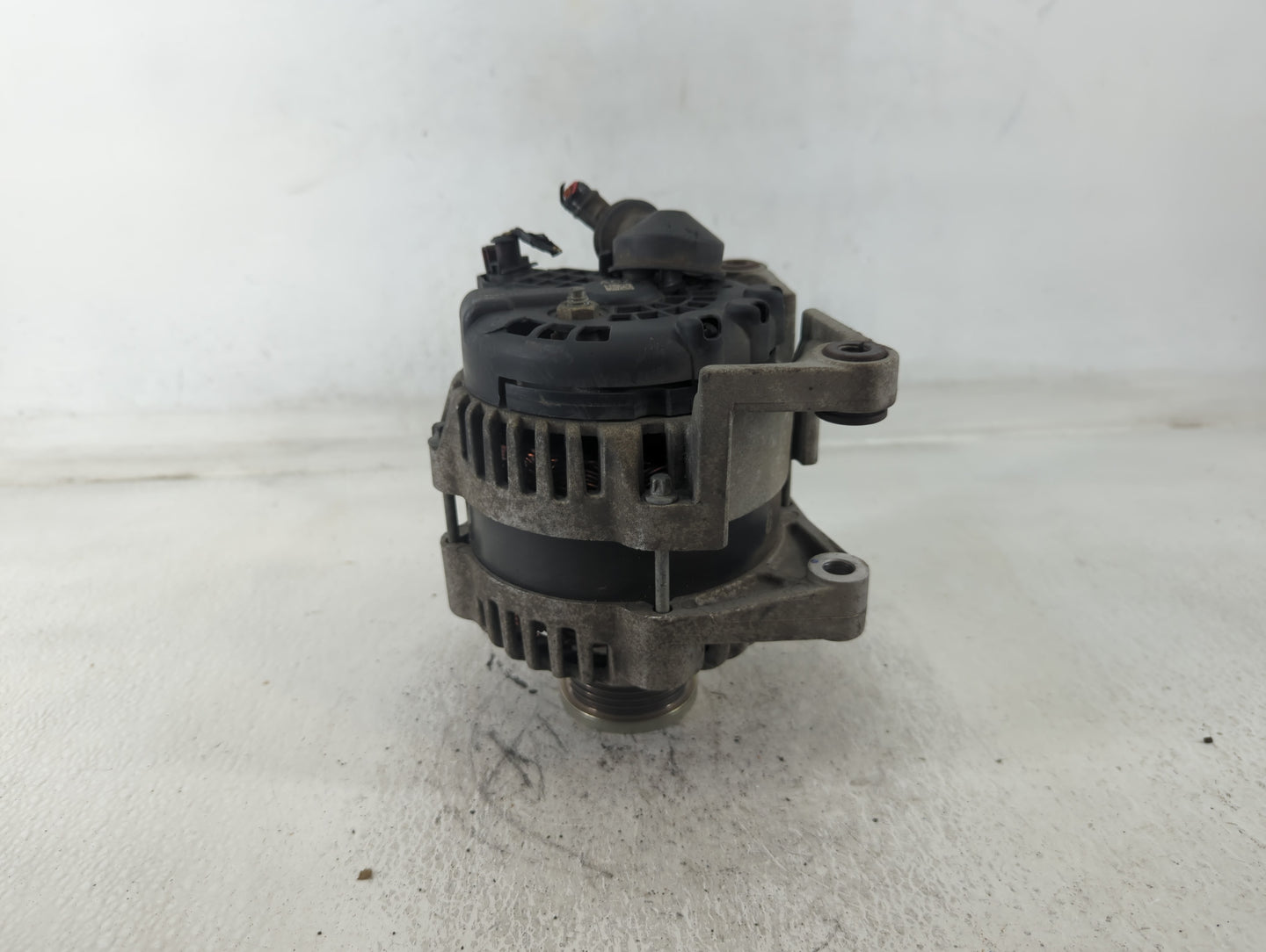 2012-2018 Chevrolet Sonic Alternator Replacement Generator Charging Assembly Engine OEM P/N:13E03 14V 100A 3579666 Fits OEM Used Auto Parts - Oemusedautoparts1.com