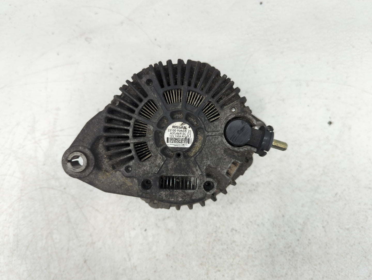 2017-2020 Nissan Pathfinder Alternator Replacement Generator Charging Assembly Engine OEM P/N:23100 9UA0A Fits OEM Used Auto Parts - Oemusedautoparts1.com