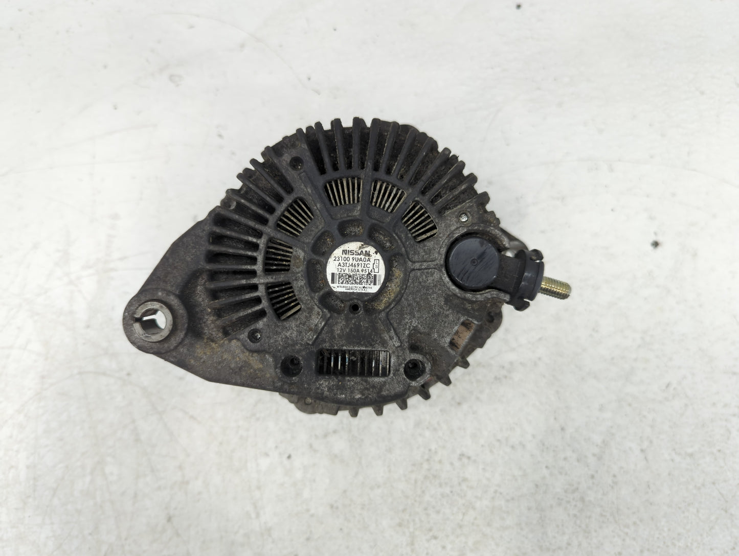 2017-2020 Nissan Pathfinder Alternator Replacement Generator Charging Assembly Engine OEM P/N:23100 9UA0A Fits OEM Used Auto Parts - Oemusedautoparts1.com