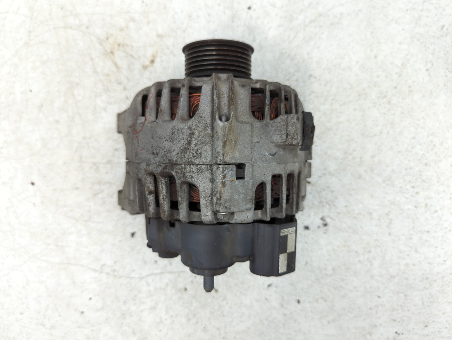 2013-2014 Hyundai Genesis Alternator Replacement Generator Charging Assembly Engine OEM P/N:37301-2C120 Fits Fits 2013 2014 OEM Used Auto Parts - Oemusedautoparts1.com