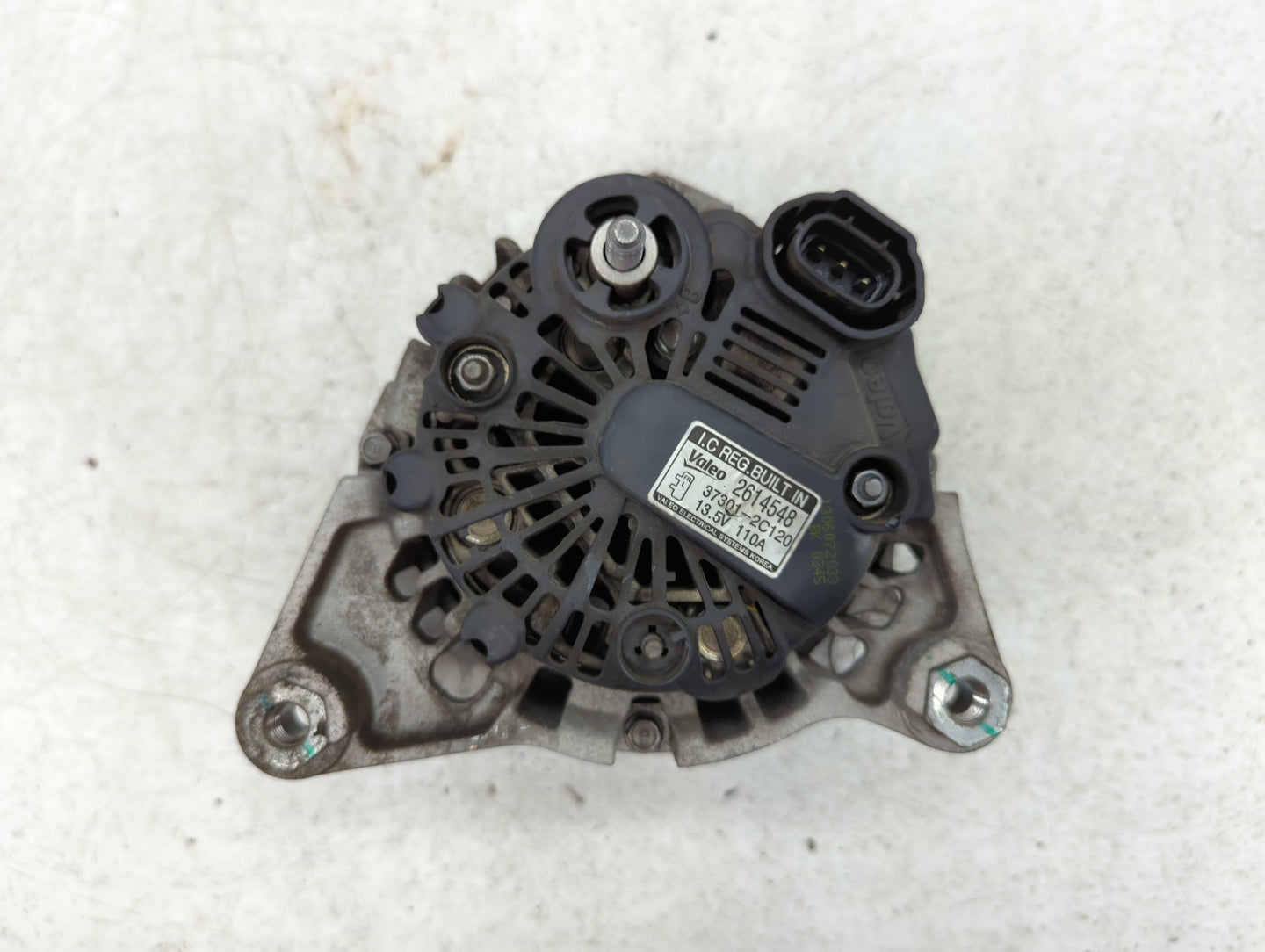 2013-2014 Hyundai Genesis Alternator Replacement Generator Charging Assembly Engine OEM P/N:37301-2C120 Fits Fits 2013 2014 OEM Used Auto Parts - Oemusedautoparts1.com