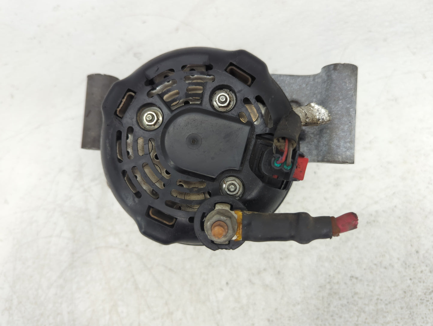 2011-2015 Dodge Durango Alternator Replacement Generator Charging Assembly Engine OEM P/N:TN421000-0752 P04801779AI Fits OEM Used Auto Parts - Oemusedautoparts1.com