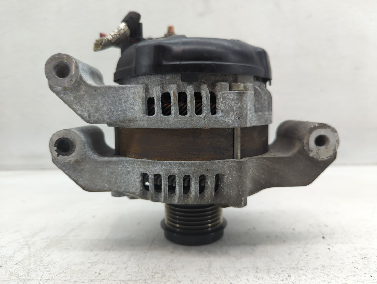 2011-2015 Dodge Durango Alternator Replacement Generator Charging Assembly Engine OEM P/N:TN421000-0752 P04801779AI Fits OEM Used Auto Parts - Oemusedautoparts1.com