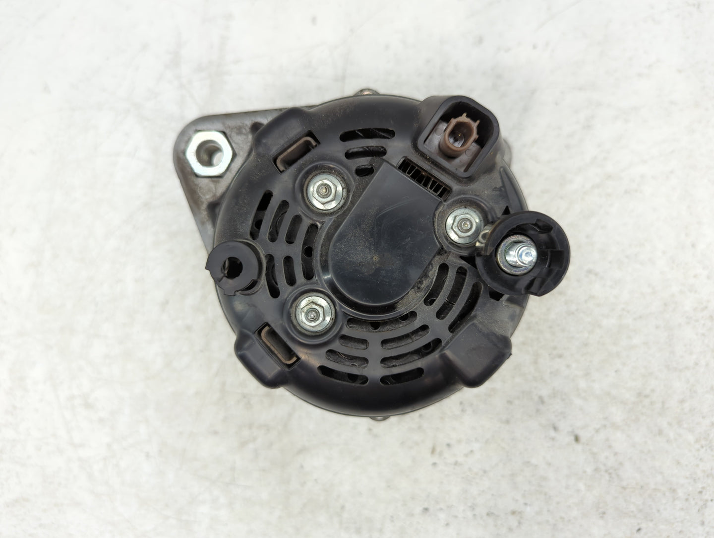 2022 Acura Rdx Alternator Replacement Generator Charging Assembly Engine OEM P/N:TN104211-7031 Fits Fits 2021 OEM Used Auto Parts - Oemusedautoparts1.com