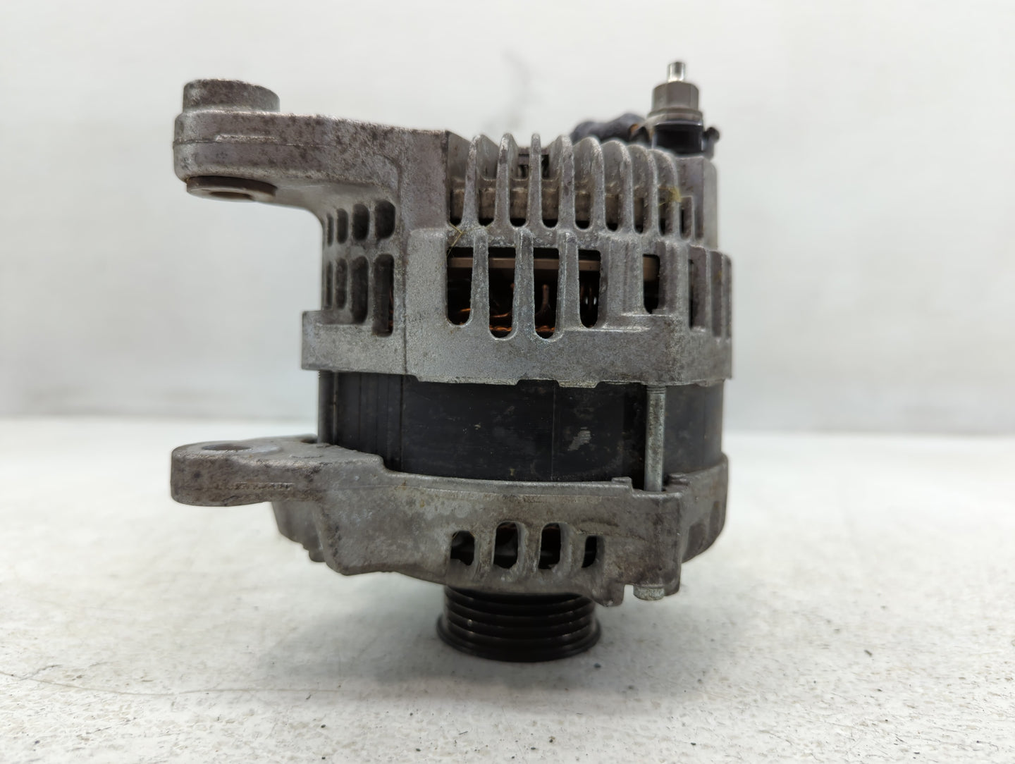 2018 Dodge Ram 1500 Alternator Replacement Generator Charging Assembly Engine OEM P/N:A002TX5691ZC 56029764AA Fits OEM Used Auto Parts - Oemusedautoparts1.com