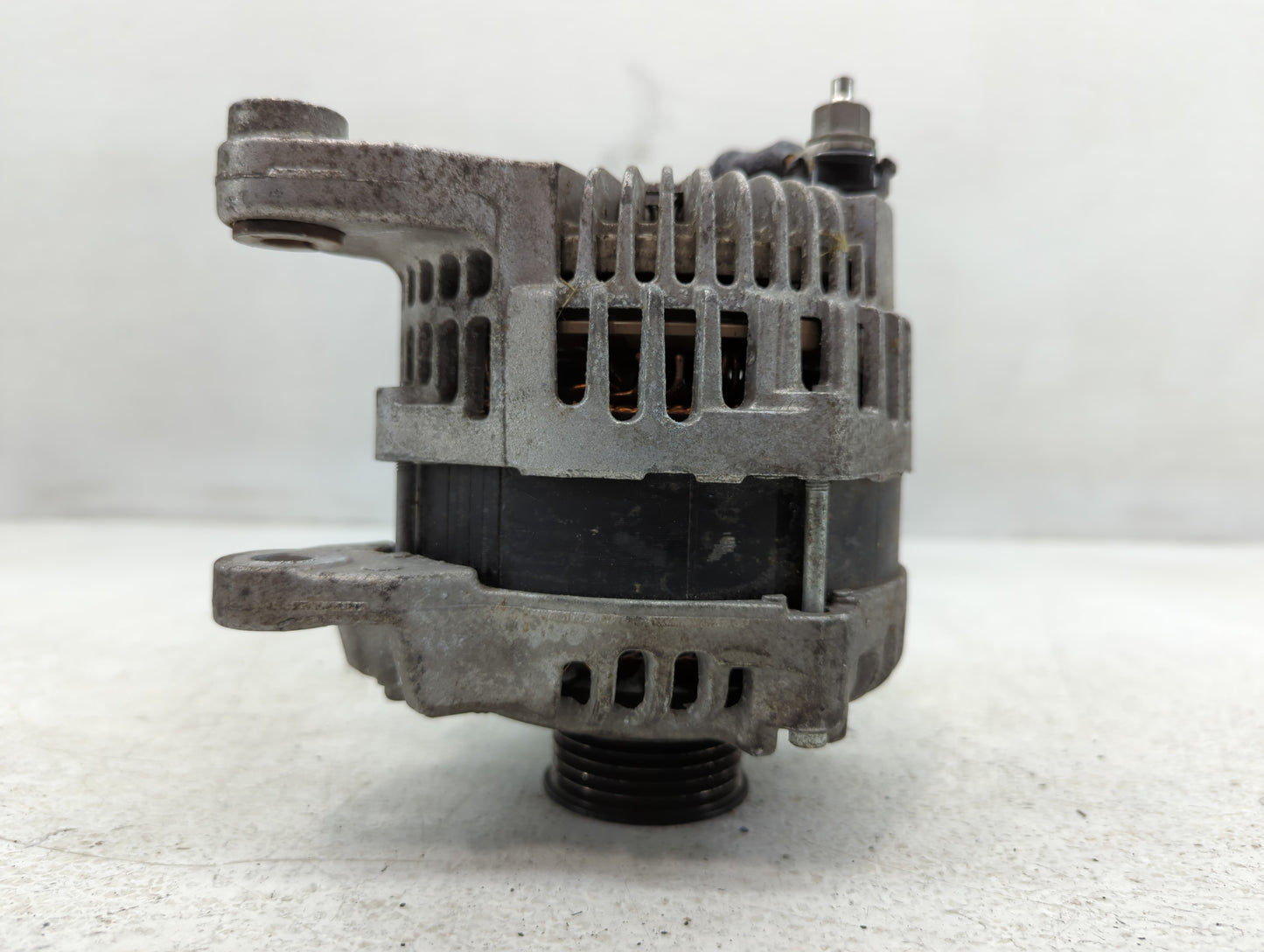 2018 Dodge Ram 1500 Alternator Replacement Generator Charging Assembly Engine OEM P/N:A002TX5691ZC 56029764AA Fits OEM Used Auto Parts - Oemusedautoparts1.com