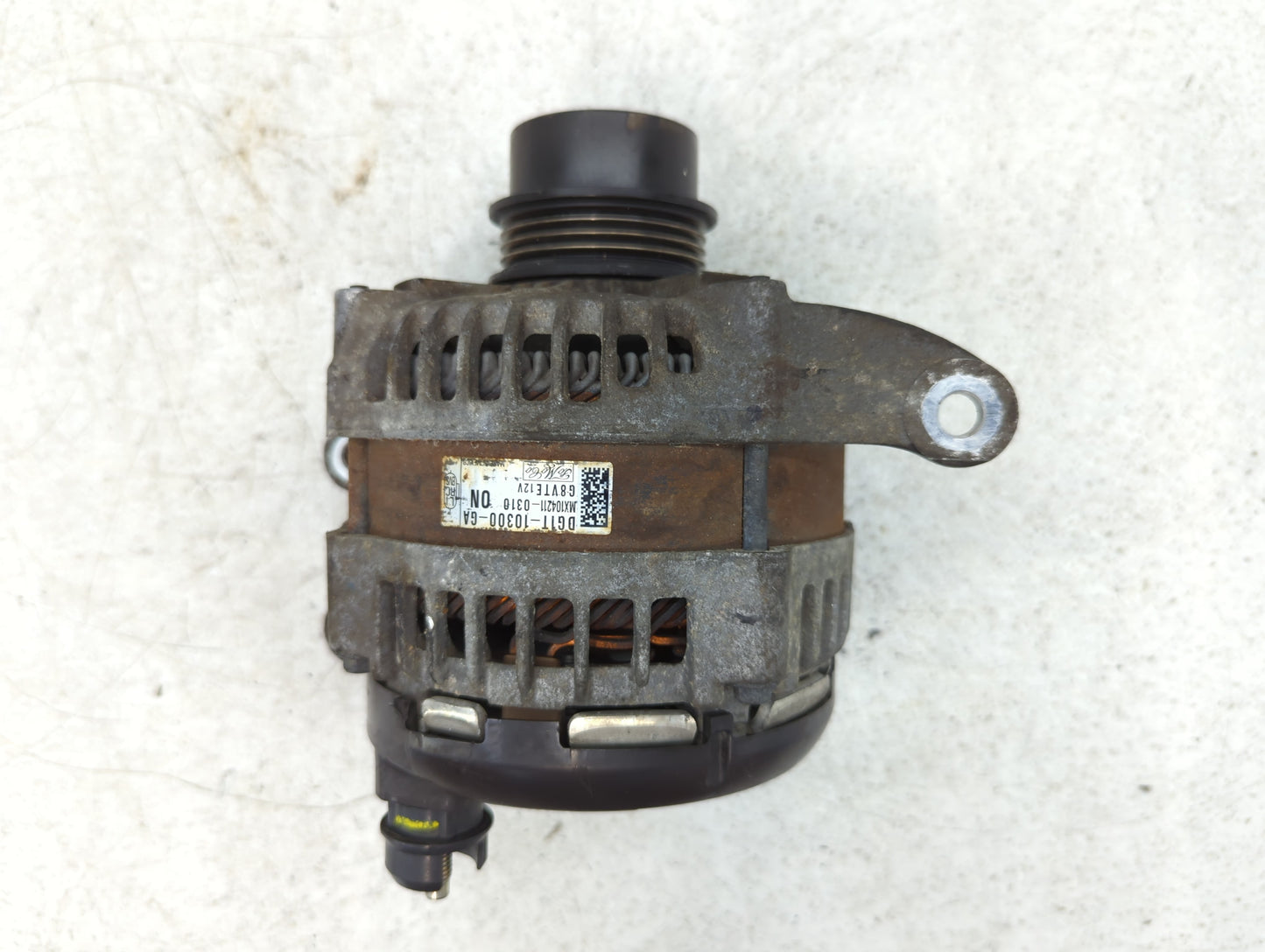 2015-2018 Ford Edge Alternator Replacement Generator Charging Assembly Engine OEM P/N:MX104211-0310 DG1T-10300-GA Fits OEM Used Auto Parts - Oemusedautoparts1.com